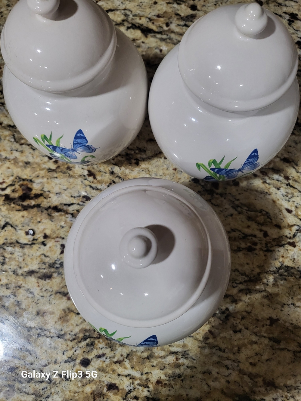 Vintage FTD Ceramic Ginger Jar with Lid – Blue Butterfly Motif Set Of 3 - Picture 7 of 14